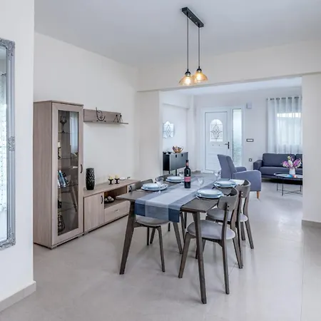 Nimarevi Apartment