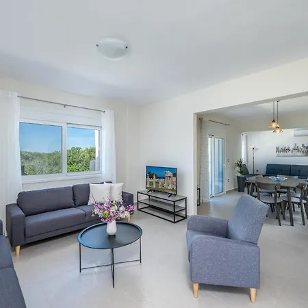 Nimarevi Apartmán Soroni